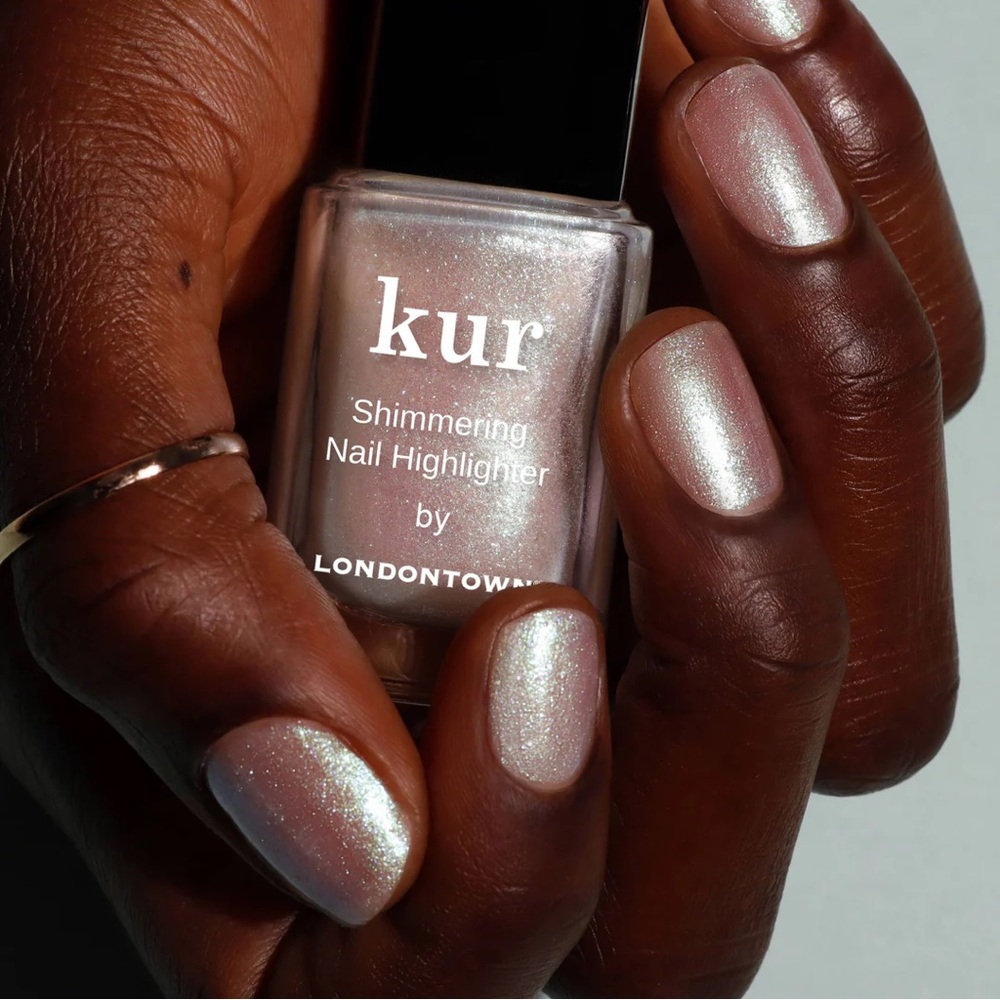 Londontown Kur Shimmering Nail Highlighter - STARDUST - Picture 8 of 9